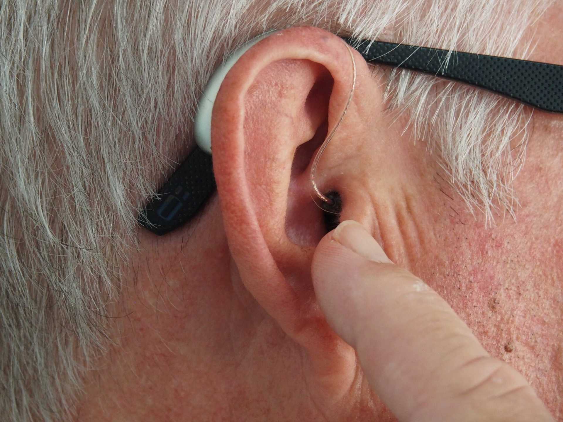 receiver in the ear hearing aid